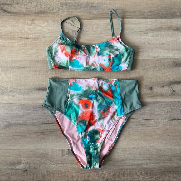 Tanya Taylor pink & green Maxine bikini top, bottoms and sarong set - Large NWOT - Picture 9 of 12